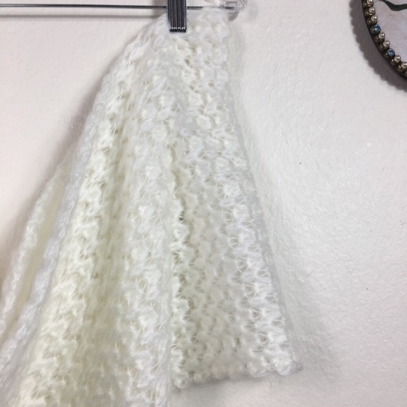 NWOT Aeropostale Winter Infinity Scarf (2 left) - Picture 2 of 4